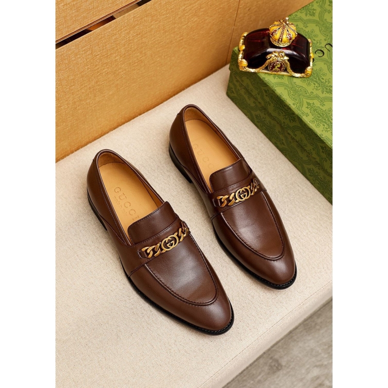 G*u*i leather shoes